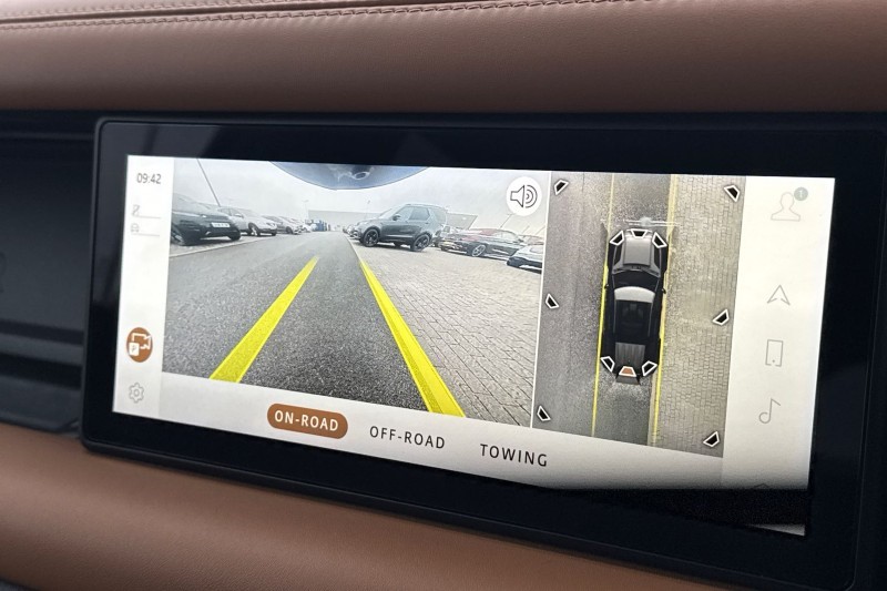 2020 (70) LAND ROVER DEFENDER 3.0 P400 X 110 5dr Auto 4887057