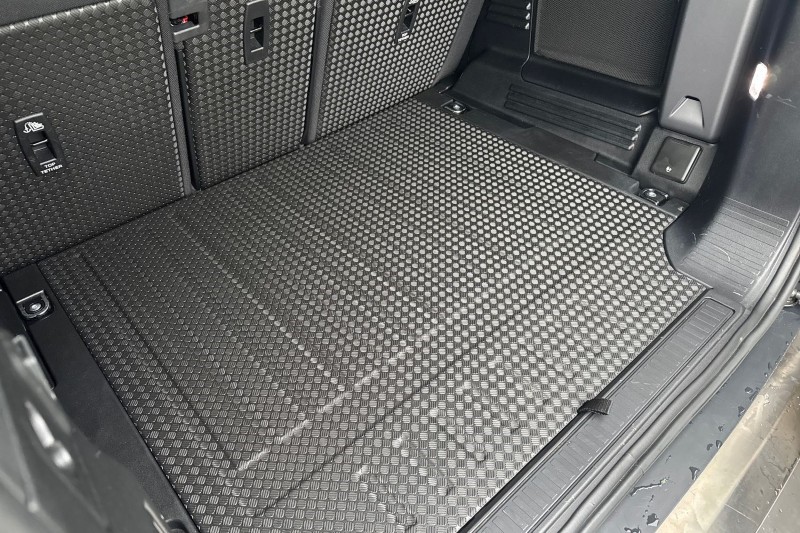 2020 (70) LAND ROVER DEFENDER 3.0 P400 X 110 5dr Auto 4887079