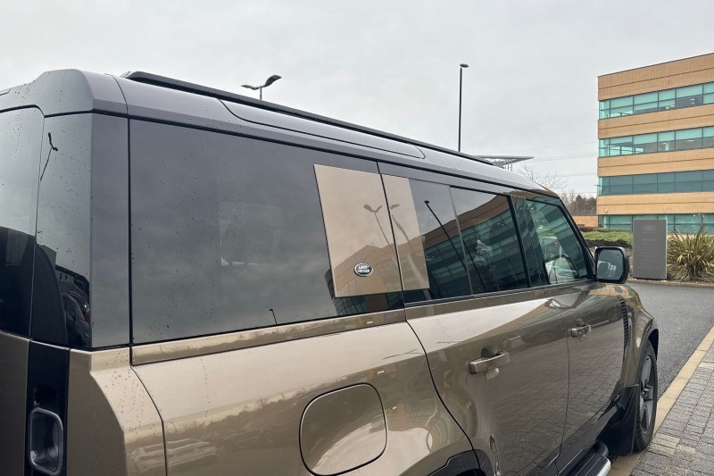 2020 (70) LAND ROVER DEFENDER 3.0 P400 X 110 5dr Auto 4887045