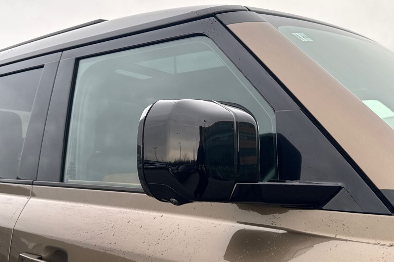 2020 (70) LAND ROVER DEFENDER 3.0 P400 X 110 5dr Auto 4887044