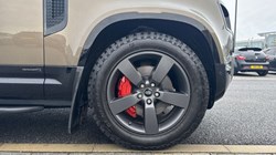2020 (70) LAND ROVER DEFENDER 3.0 P400 X 110 5dr Auto 4887055