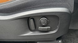 2020 (70) LAND ROVER DEFENDER 3.0 P400 X 110 5dr Auto 4887067