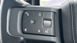 2020 (70) LAND ROVER DEFENDER 3.0 P400 X 110 5dr Auto 4887070