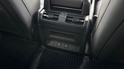 2024 (74) LAND ROVER DEFENDER 3.0 D250 X-Dynamic SE 90 3dr Auto 4883776