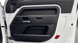 2024 (74) LAND ROVER DEFENDER 3.0 D250 X-Dynamic SE 90 3dr Auto 4883779