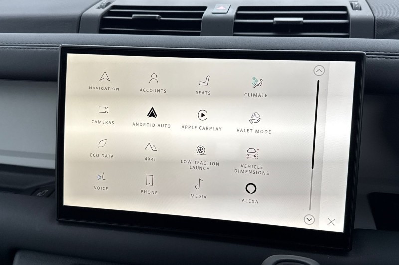 2024 (74) LAND ROVER DEFENDER 3.0 D250 X-Dynamic SE 90 3dr Auto 4883806