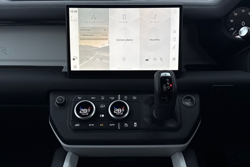 2024 (74) LAND ROVER DEFENDER 3.0 D250 X-Dynamic SE 90 3dr Auto 4883772