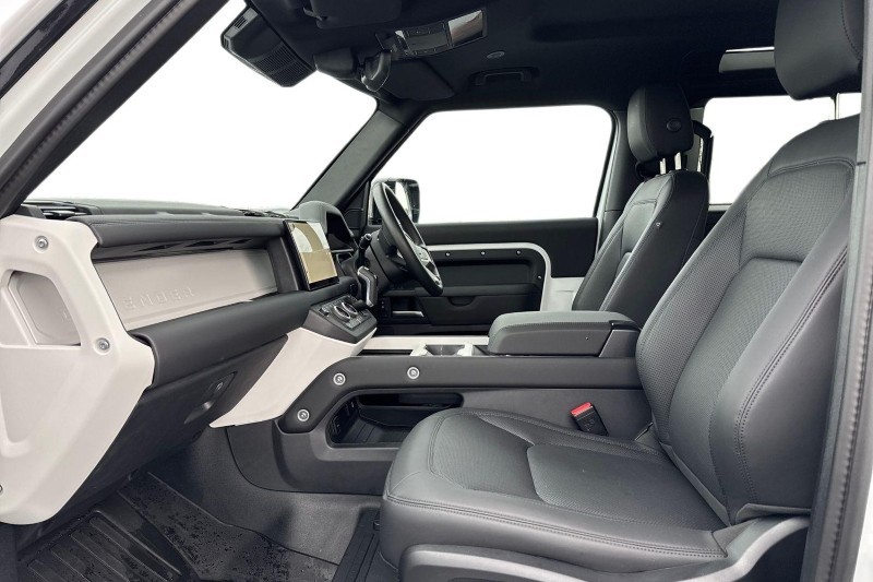 2024 (74) LAND ROVER DEFENDER 3.0 D250 X-Dynamic SE 90 3dr Auto 4883761