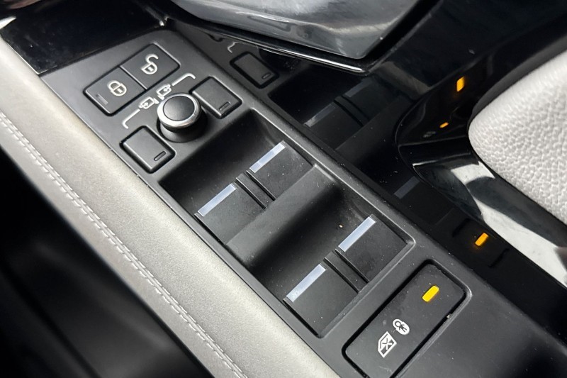 2020 (70) LAND ROVER RANGE ROVER EVOQUE 2.0 D180 S 5dr Auto 4899581