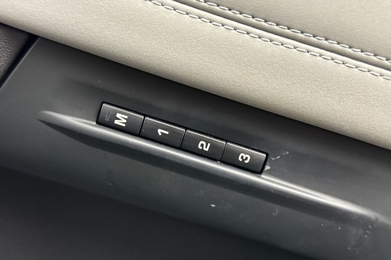 2020 (70) LAND ROVER RANGE ROVER EVOQUE 2.0 D180 S 5dr Auto 4899606