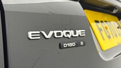 2020 (70) LAND ROVER RANGE ROVER EVOQUE 2.0 D180 S 5dr Auto 4899600