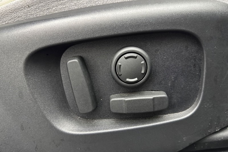 2020 (70) LAND ROVER RANGE ROVER EVOQUE 2.0 D180 S 5dr Auto 4899582