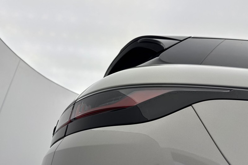 2022 (22) LAND ROVER RANGE ROVER EVOQUE 1.5 P300e R-Dynamic SE 5dr Auto 4897193