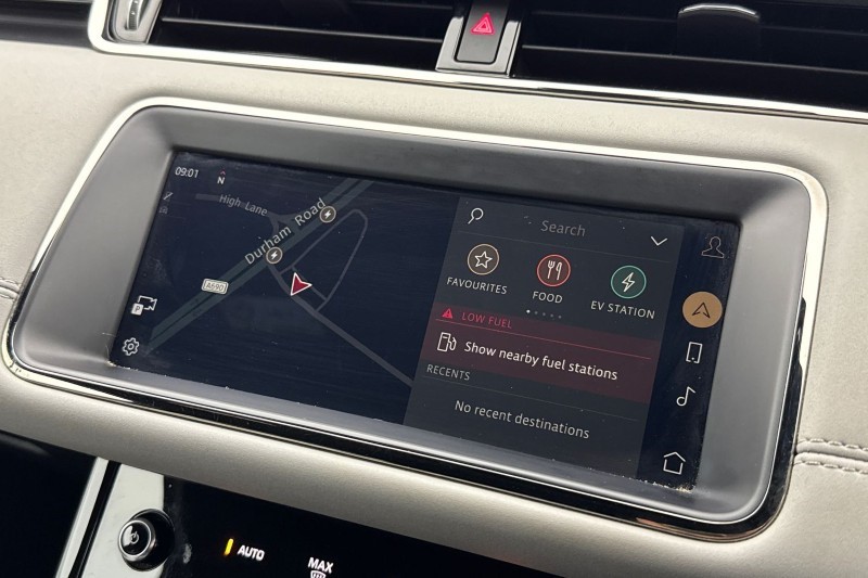 2022 (22) LAND ROVER RANGE ROVER EVOQUE 1.5 P300e R-Dynamic SE 5dr Auto 4897162