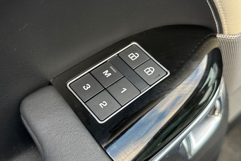 2022 (22) LAND ROVER RANGE ROVER SPORT 3.0 D300 HSE Silver 5dr Auto 4907888