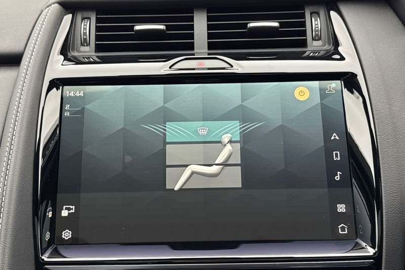 2026 (75) JAGUAR E-PACE 2.0 D200 R-Dynamic SE 5dr Auto 4895103