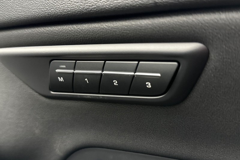 2026 (75) JAGUAR E-PACE 2.0 D200 R-Dynamic SE 5dr Auto 4895121