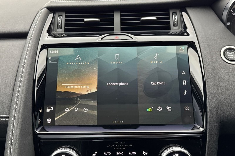 2026 (75) JAGUAR E-PACE 2.0 D200 R-Dynamic SE 5dr Auto 4895101