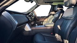 2025 (25) LAND ROVER RANGE ROVER 3.0 D350 Autobiography 4dr Auto 4911263