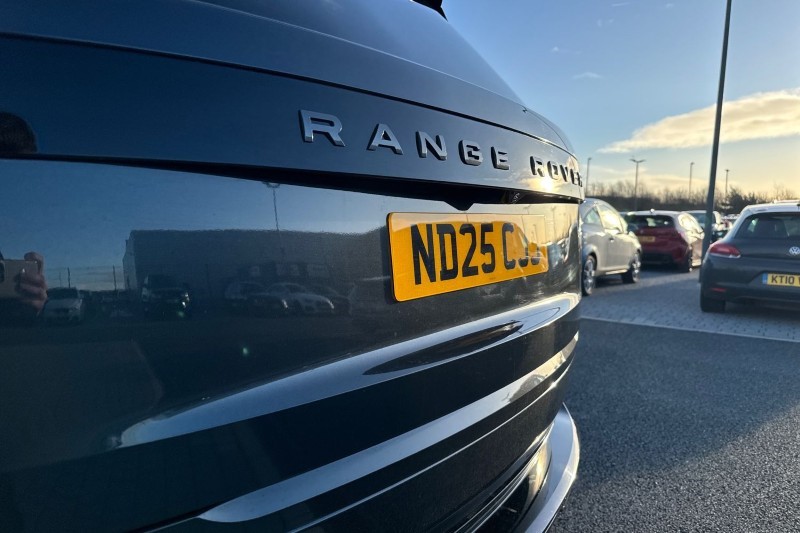 2025 (25) LAND ROVER RANGE ROVER 3.0 D350 Autobiography 4dr Auto 4911303
