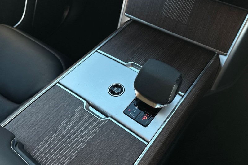 2025 (25) LAND ROVER RANGE ROVER 3.0 D350 Autobiography 4dr Auto 4911273