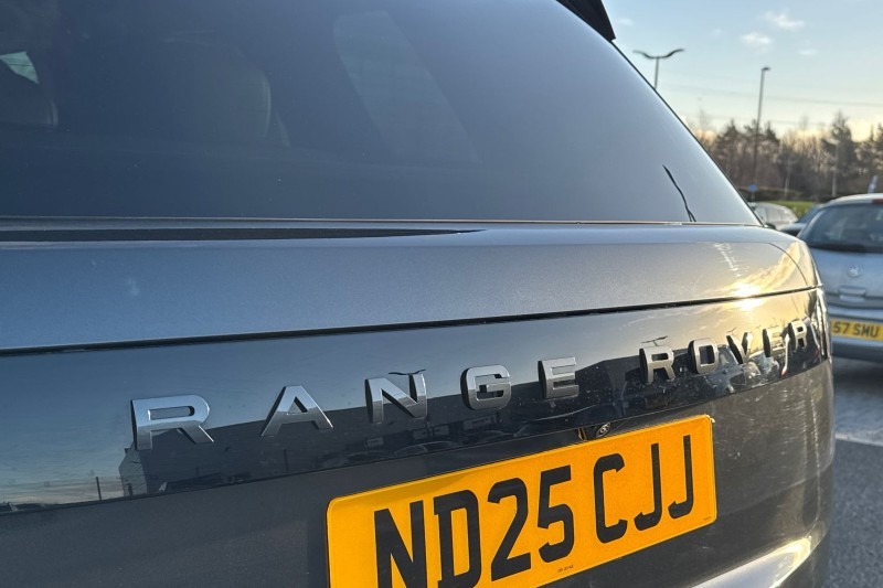 2025 (25) LAND ROVER RANGE ROVER 3.0 D350 Autobiography 4dr Auto 4911302