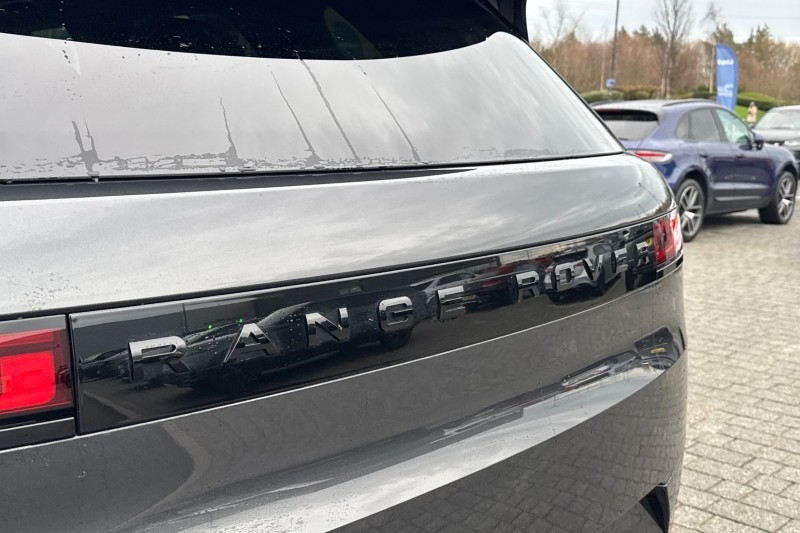 2025 (25) LAND ROVER RANGE ROVER SPORT 3.0 D250 Edition 5dr Auto 4882648