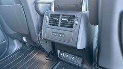 2025 (75) LAND ROVER DISCOVERY 3.0 D350 Dynamic HSE 5dr Auto 4896432