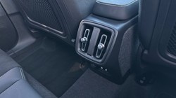 2024 (73) VOLVO XC40 2.0 B3P Ultimate Dark 5dr Auto 4892685