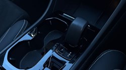 2024 (73) VOLVO XC40 2.0 B3P Ultimate Dark 5dr Auto 4892680