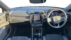 2024 (73) VOLVO XC40 2.0 B3P Ultimate Dark 5dr Auto 4892676