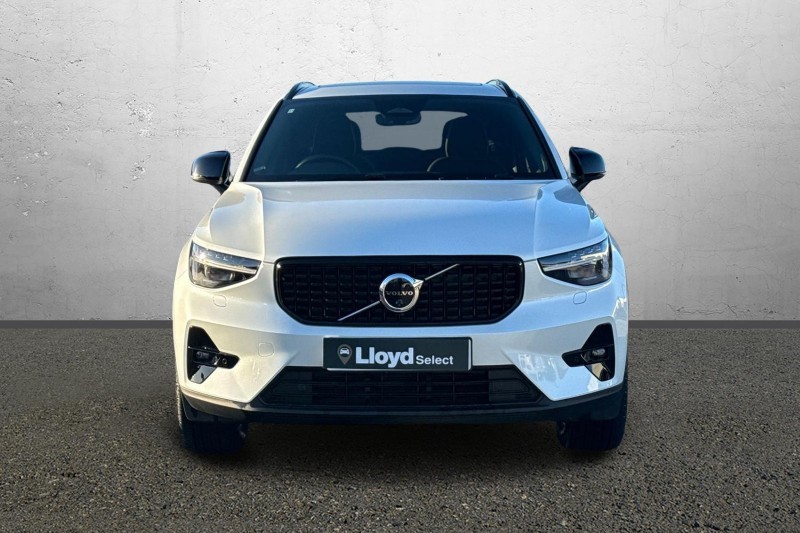 2024 (73) VOLVO XC40 2.0 B3P Ultimate Dark 5dr Auto 4892674