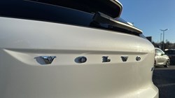 2024 (73) VOLVO XC40 2.0 B3P Ultimate Dark 5dr Auto 4892707