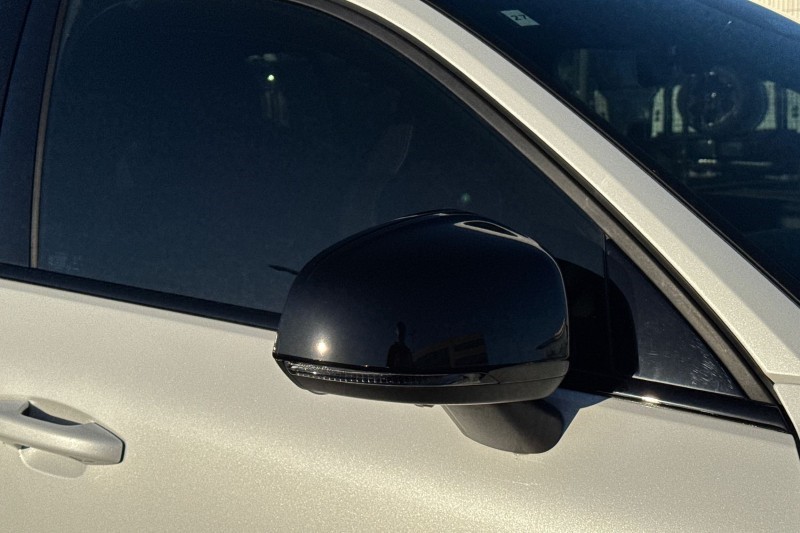 2024 (73) VOLVO XC40 2.0 B3P Ultimate Dark 5dr Auto 4892712