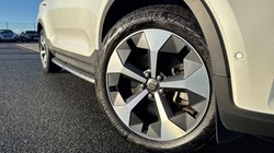 2024 (73) VOLVO XC40 2.0 B3P Ultimate Dark 5dr Auto 4892706