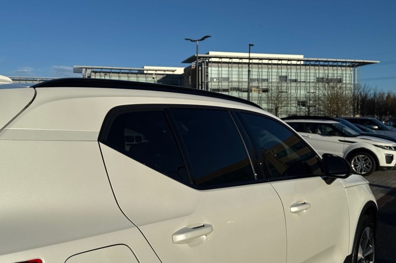 2024 (73) VOLVO XC40 2.0 B3P Ultimate Dark 5dr Auto 4892713