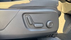 2024 (73) VOLVO XC40 2.0 B3P Ultimate Dark 5dr Auto 4892691