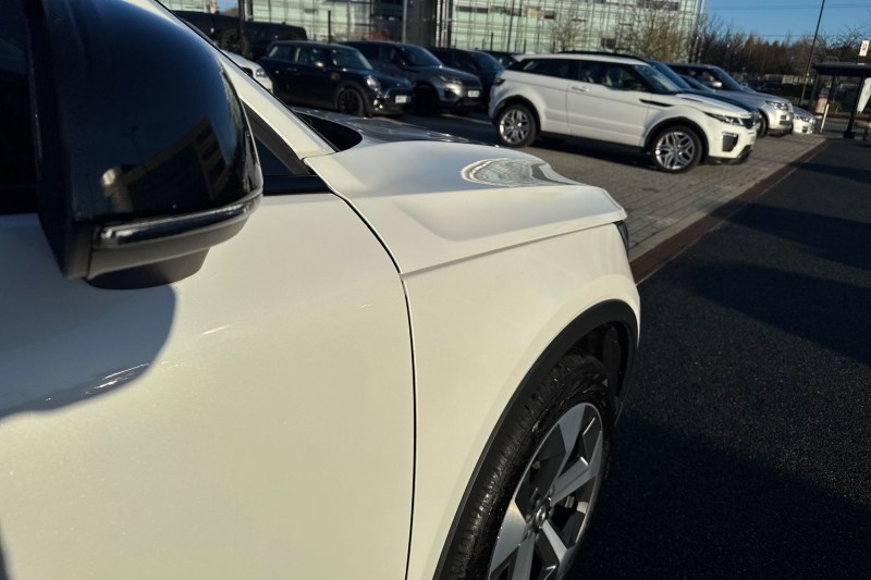 2024 (73) VOLVO XC40 2.0 B3P Ultimate Dark 5dr Auto 4892687