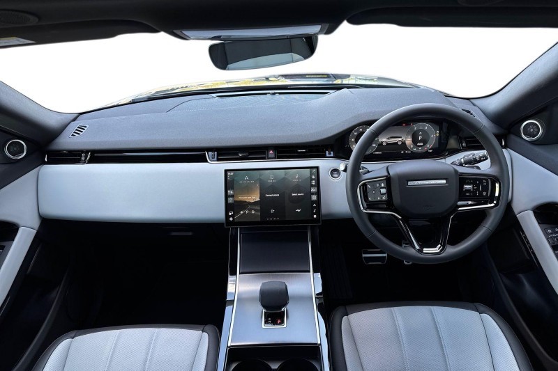 2025 (75) LAND ROVER RANGE ROVER EVOQUE 2.0 D200 Dynamic SE 5dr Auto 5311685