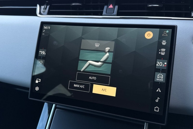 2025 (75) LAND ROVER RANGE ROVER EVOQUE 2.0 D200 Dynamic SE 5dr Auto 5311707