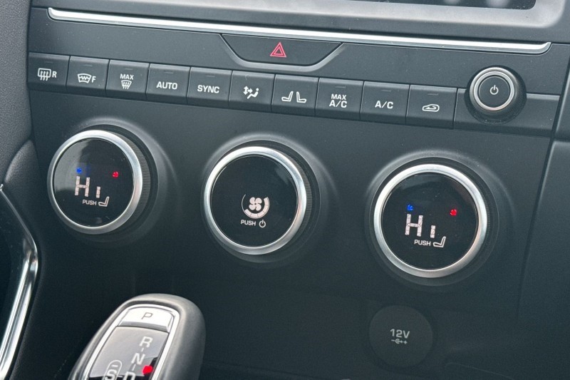 2020 (20) JAGUAR E-PACE 2.0 [250] Chequered Flag Edition 5dr Auto 4932881