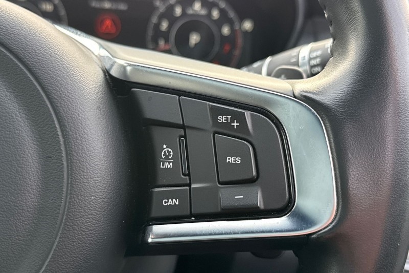 2020 (20) JAGUAR E-PACE 2.0 [250] Chequered Flag Edition 5dr Auto 4932878