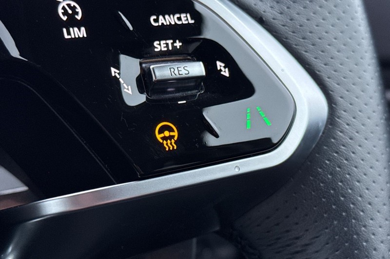 2023 (23) JAGUAR E-PACE 1.5 P300e R-Dynamic S 5dr Auto 4924117