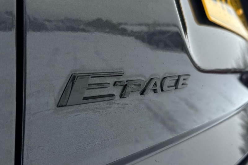 2023 (23) JAGUAR E-PACE 1.5 P300e R-Dynamic S 5dr Auto 4924132