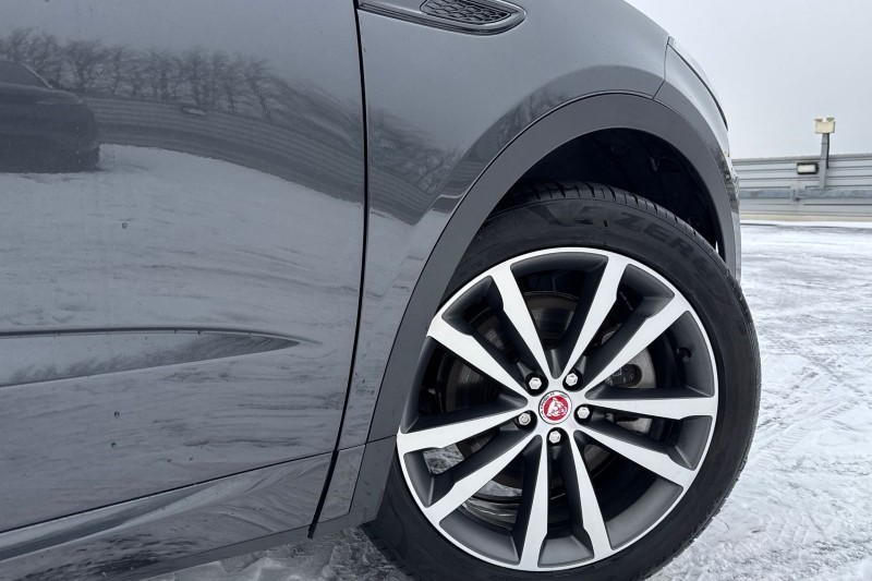 2023 (23) JAGUAR E-PACE 1.5 P300e R-Dynamic S 5dr Auto 4924135