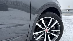 2023 (23) JAGUAR E-PACE 1.5 P300e R-Dynamic S 5dr Auto 4924135