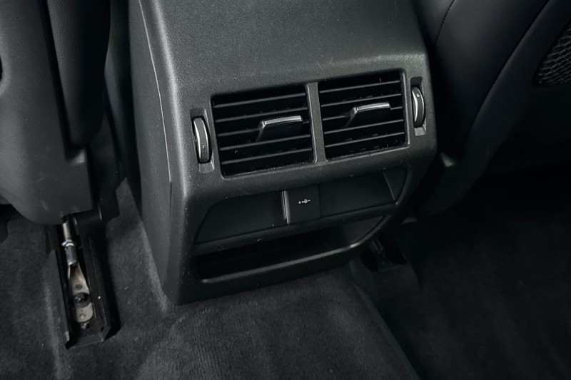 2023 (23) JAGUAR E-PACE 1.5 P300e R-Dynamic S 5dr Auto 4924109