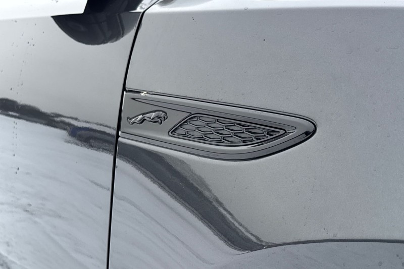 2023 (23) JAGUAR E-PACE 1.5 P300e R-Dynamic S 5dr Auto 4924111