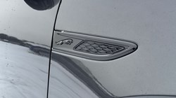 2023 (23) JAGUAR E-PACE 1.5 P300e R-Dynamic S 5dr Auto 4924111