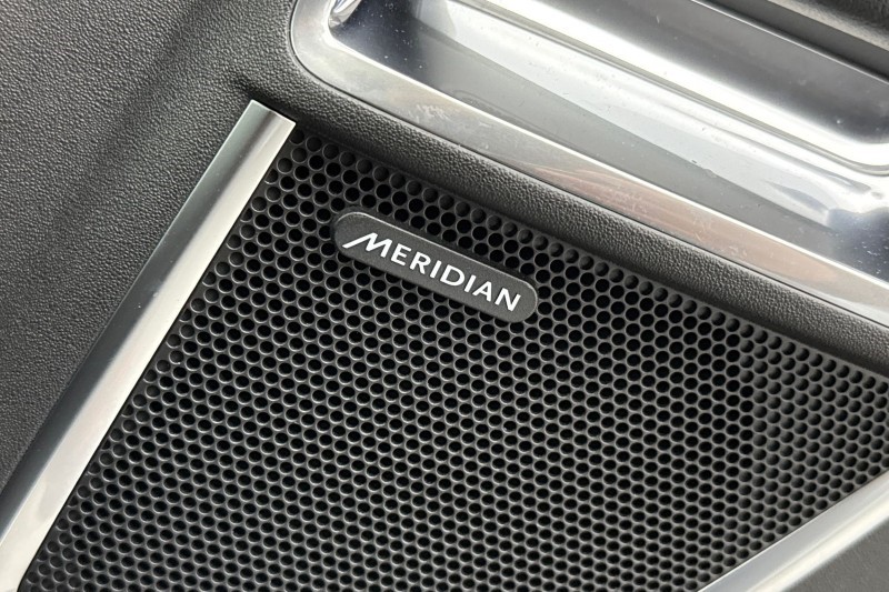 2024 (74) JAGUAR E-PACE 2.0 D200 R-Dynamic SE Black 5dr Auto 4961744